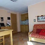 מלון דירות Dei Walser 4*