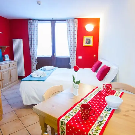 迪瓦尔希住宅酒店 格雷索拉特里尼泰